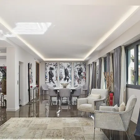 Luxueuse Maria Plain Cannes
