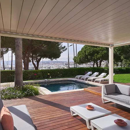 فندق Luxueuse Maria Plain 4*